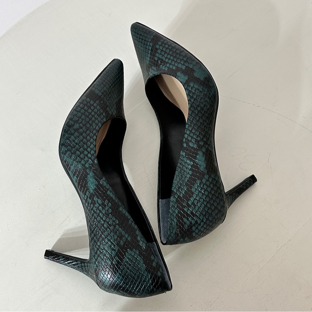 Alfani snake print heels